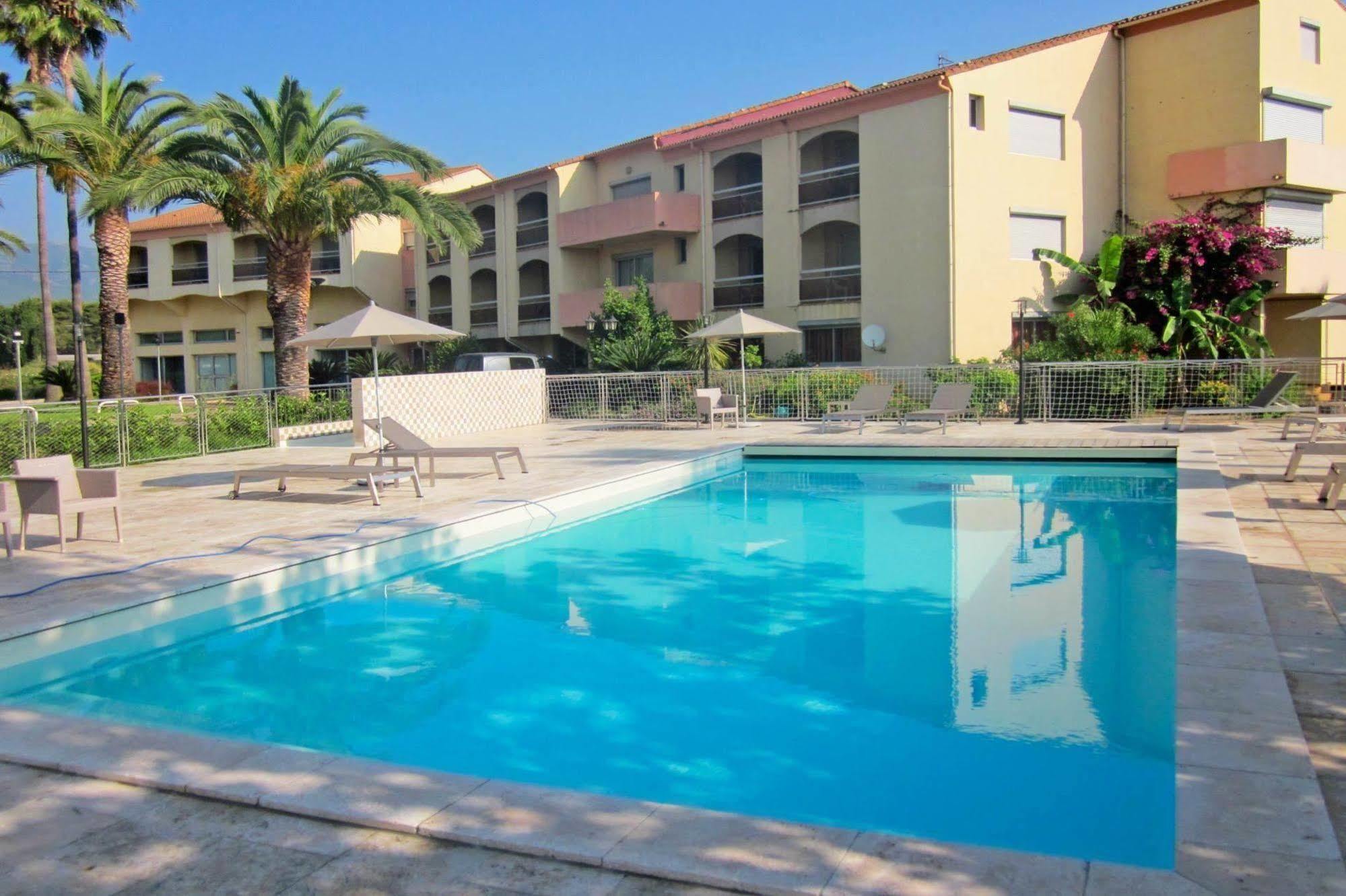 Hotel Poretta Lucciana (Corsica) Exterior foto